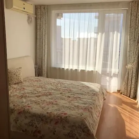 Flat Near The Sea Apartment